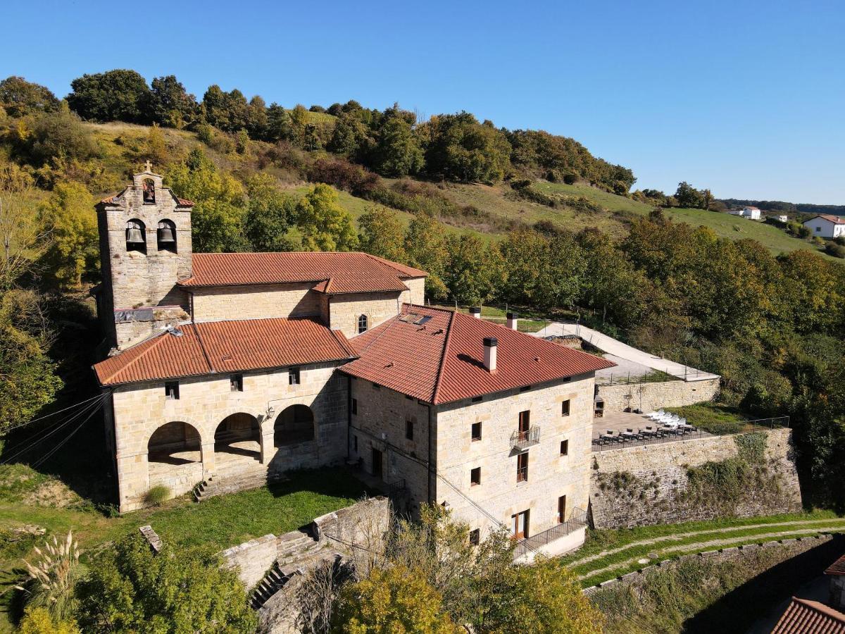 Palacio De Aralar Alta Familias Oskotz Exterior photo